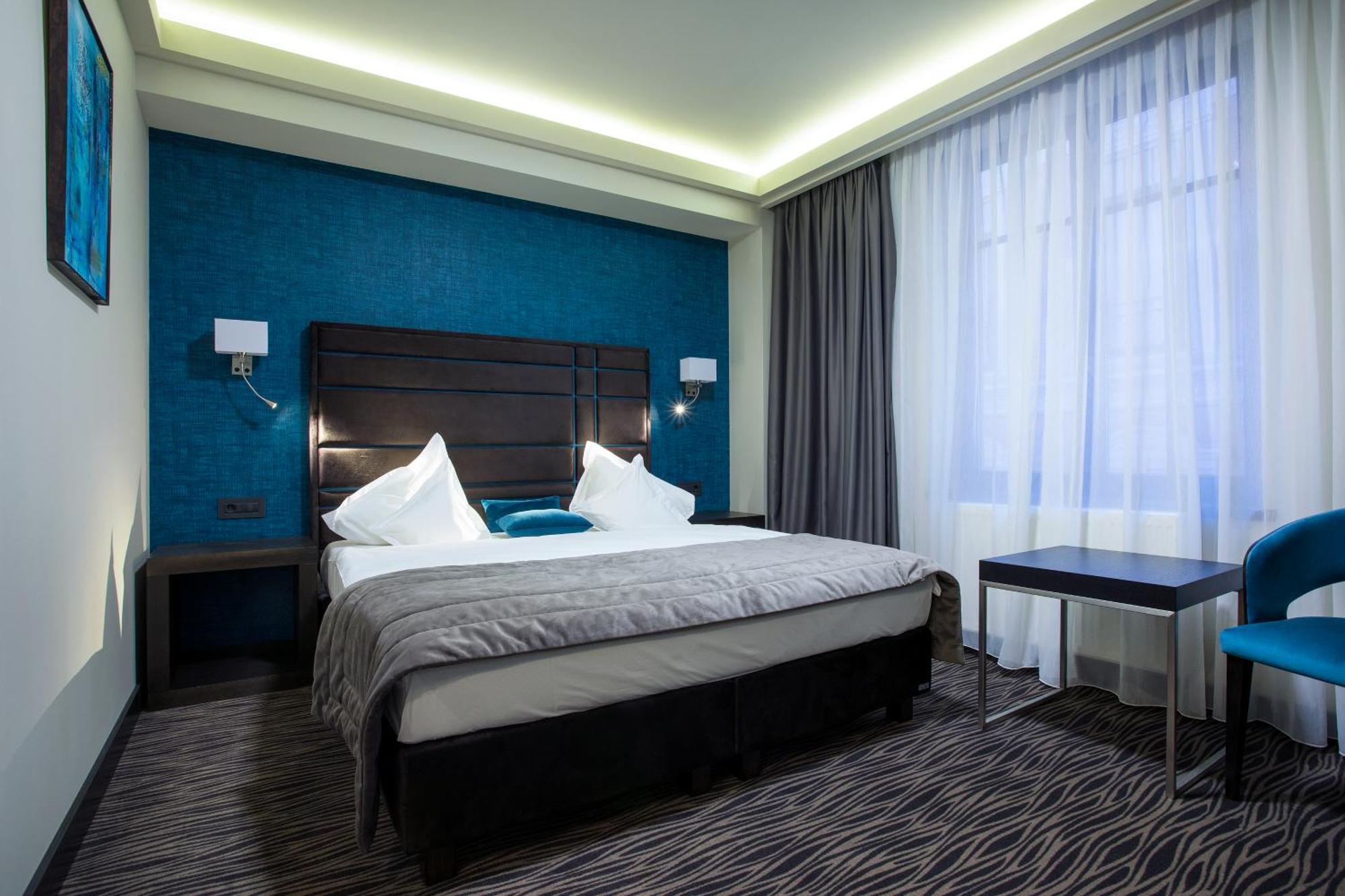 Old Town Hotel 4*